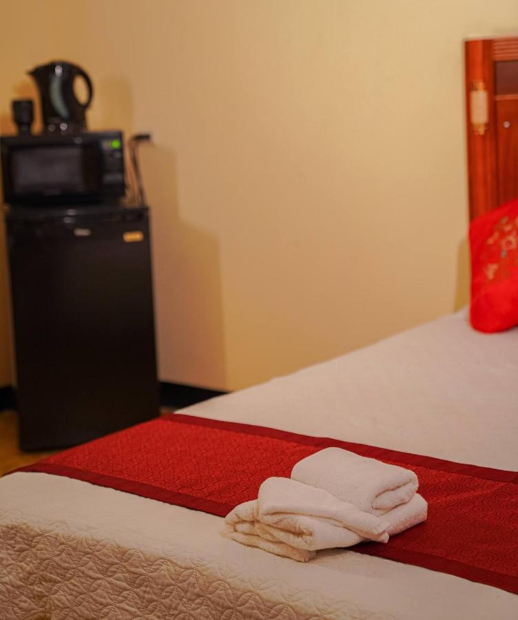 Metro Hotel Couva Ngoại thất bức ảnh